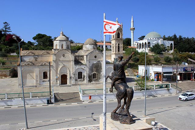 Turkse belasting op hulpgoederen maakt Grieken Noord-Cyprus leven zuur