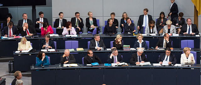 Grote coalitie om politieke overleven Merkel en Schulz veilig te stellen