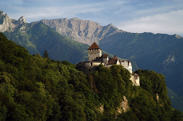300 jaar Liechtenstein groots gevierd