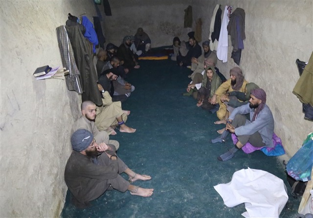 ‘VS bevrijdden IS-strijders uit Taliban-gevangenis’